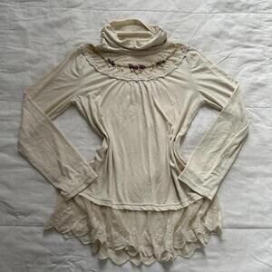 Axes Femme Cream white long sleeve turtleneck top lace ruffle red rosette pearl